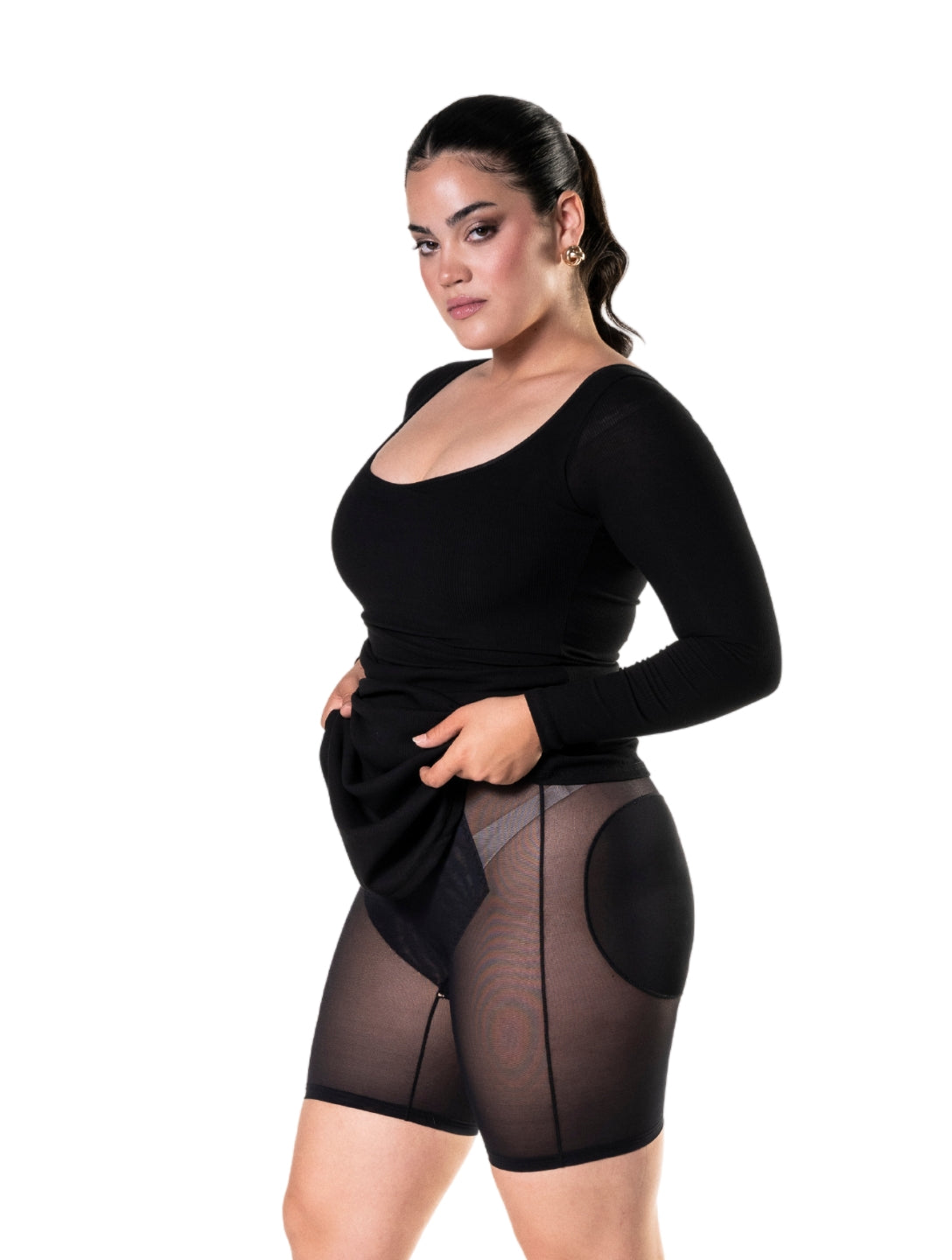 Sukienka z rękawem z modelującym body