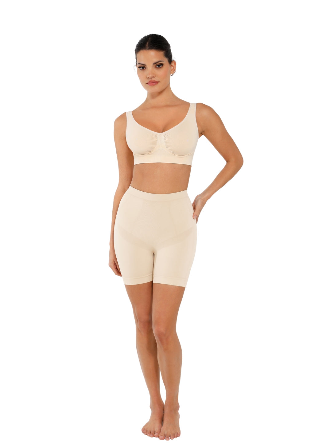 Biustonosz z szerokimi ramiączkami