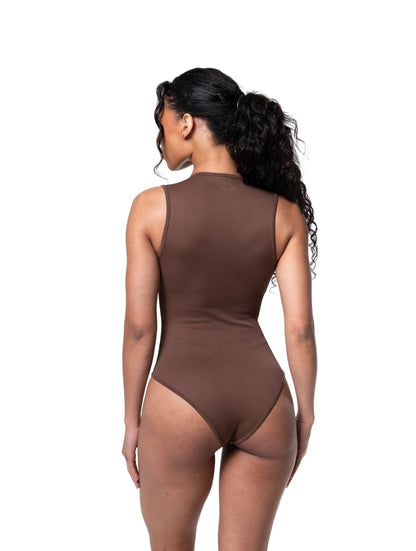 Prążkowane Body Modelujące z Kwadratowym Dekoltem